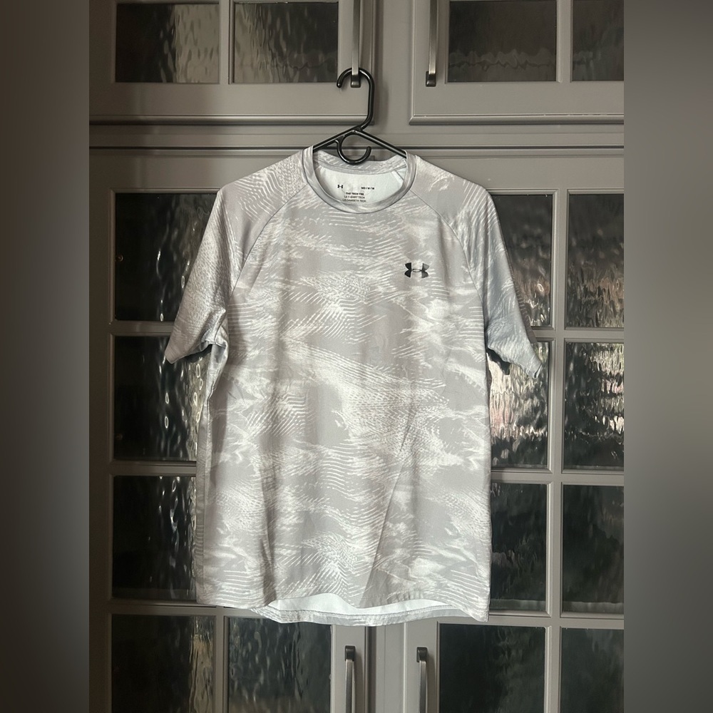 Under Armour Men's UA Tech Gray/White Camo Short Sleeve Crewneck T-Shirt